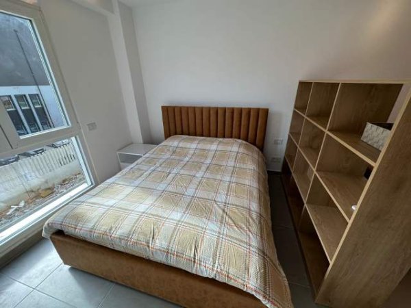 Tirane, jepet me qera garsonier 1+1 Kati 2, 50 m² 400 Euro (rruga Ndre Mjeda)