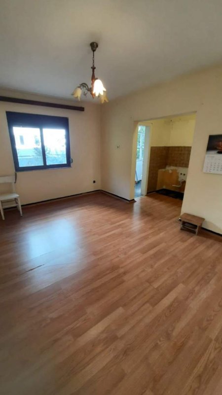 Tirane, shitet apartament 2+1 Kati 2, 75 m² 85.000 Euro (frosina plaku)