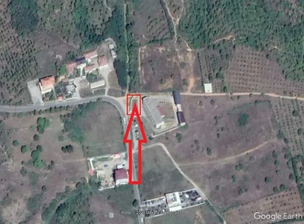 Shitet Toke 610 m2 dhe Ndertese 246 m2, Cmimi Fillestar 7,146,221 Lekë (Lagja Nazmi Rushiti, Peshkopi)