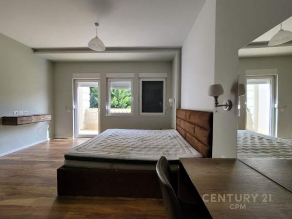Tirane, jepet me qera Vile 2 Katshe Kati 0, 406 m² 4.000 Euro (White House, Qendra Tregtare TEG)