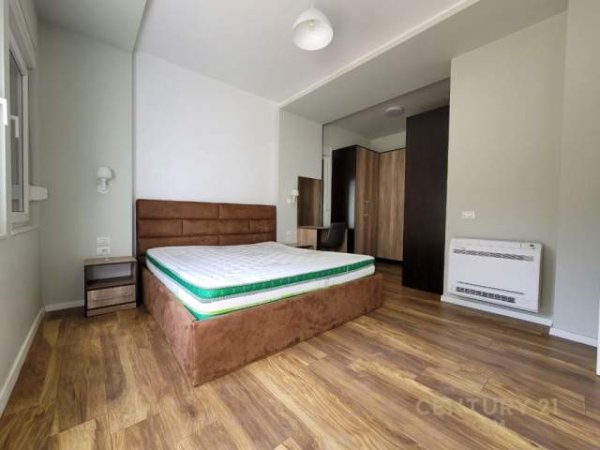 Tirane, jepet me qera Vile 2 Katshe Kati 0, 406 m² 4.000 Euro (White House, Qendra Tregtare TEG)