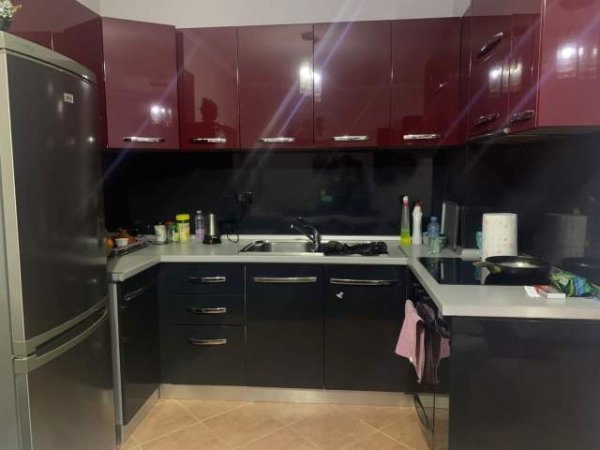 Tirane, shes apartament 2+1 Kati 6, 102 m² 95.000 Euro (Loni Ligori)