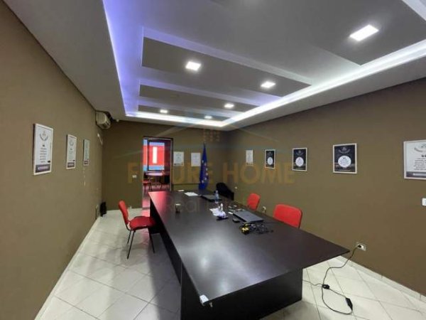 Tirane, shitet apartament 2+1+A+BLK Kati 2, 150 m² 145.000 Euro (Unaza e Re) PARK28557