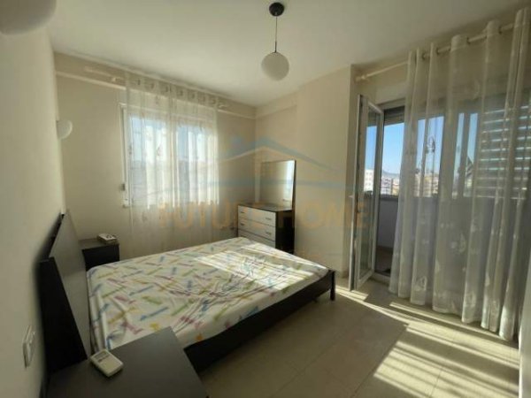 Tirane, jepet me qera apartament 3+1+BLK Kati 7, 113 m² 600 Euro (Kompleksi Kontakt) PARK28287