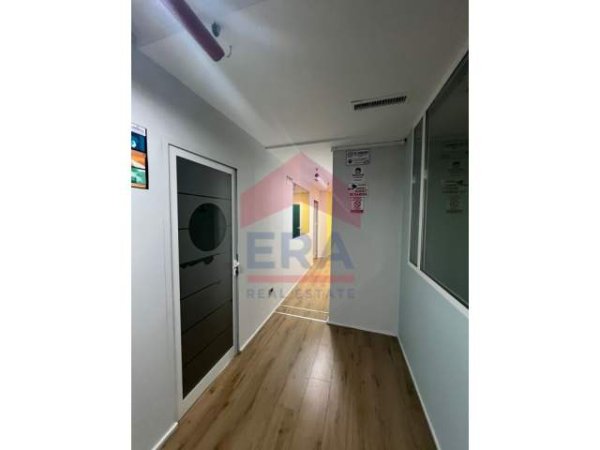 📌Tirane, jepet me qera ambjent biznesi Kati 2, 280 m² 4500 Euro