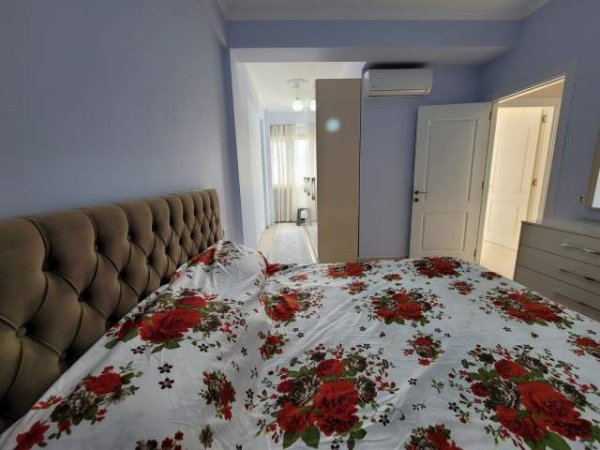 Tirane, jepet me qera apartament 2+1 Kati 4, 100 m² 500 Euro (Golden Park Amerikan 3)