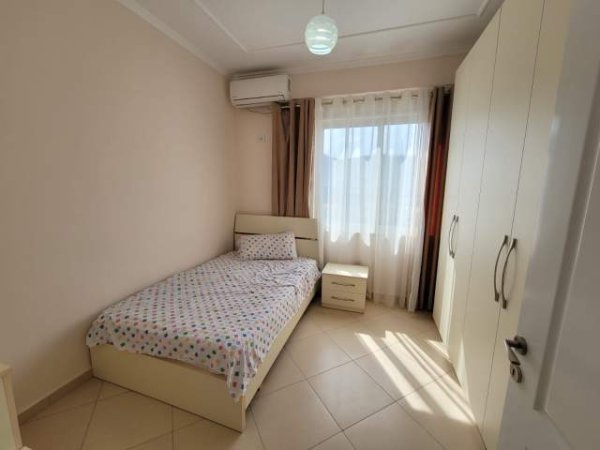 Tirane, jepet me qera apartament 2+1 Kati 4, 100 m² 500 Euro (Golden Park Amerikan 3)