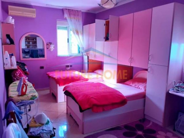 Durres, ofert shtepi 1 Katshe Kati 1, 228 m² 170.000 Euro (Lagjia E Re)