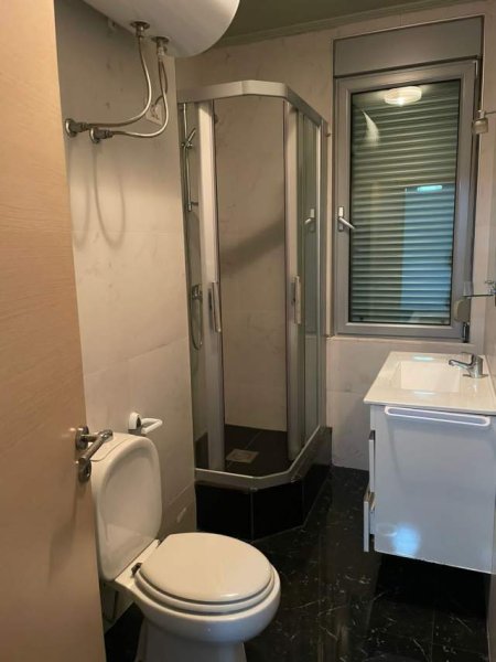 Tirane, jepet me qera apartament 1+1+BLK Kati 2, 73 m² 450 Euro (Zogu i Zi)