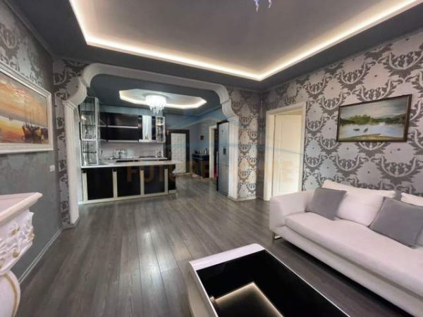 Durres, shitet Penthouse 3+1+BLK Kati 10, 150 m² 115.000 Euro (Sotir Noka)