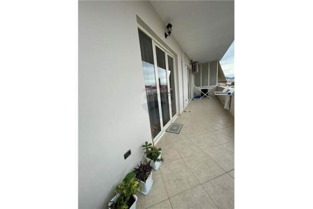 Tirane, shes apartament 2+1+A+BLK Kati 3, 184 m² 127.000 Euro (Kompleksi Grand)