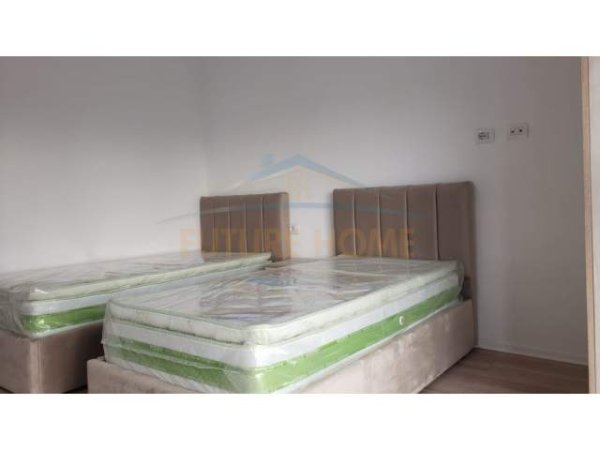 Tirane, jepet me qera apartament Kati 5, 95 m² 420 Euro (Jordan Misja)