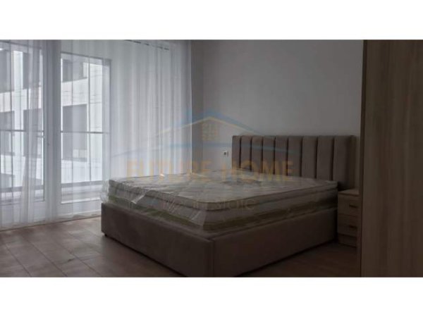 Tirane, jepet me qera apartament Kati 5, 95 m² 420 Euro (Jordan Misja)