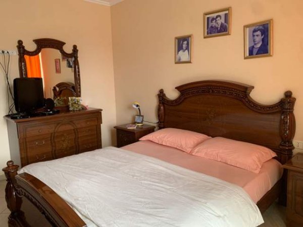 Tirane, shitet apartament 2+1 Kati 6, 111 m² 200.000 Euro (selvia)
