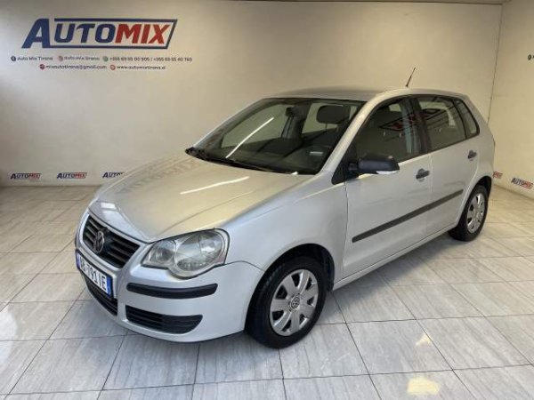 Tirane, shes makine Volkswagen POLO Viti 2005, 4.300 Euro
