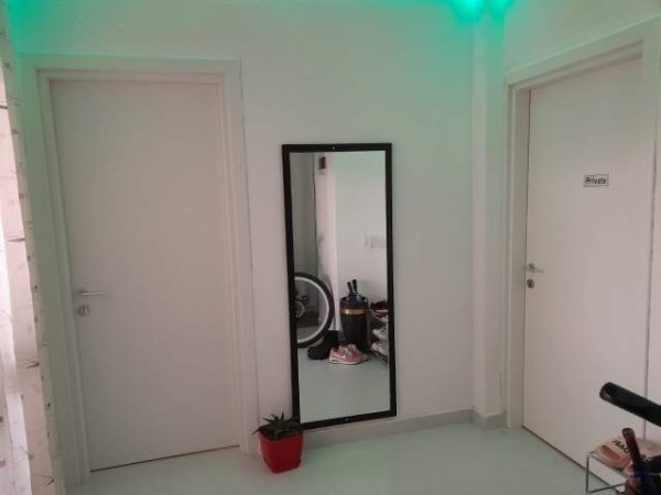 Tirane, jepet me qera apartament 1+1+BLK Kati 5, 70 m² 450 Euro (nikolla lena)