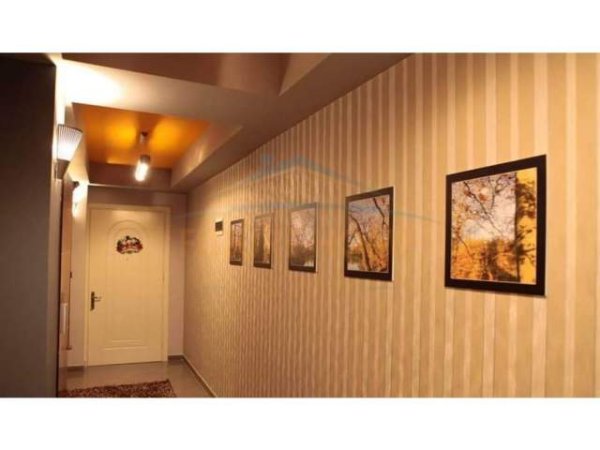 Korce, shitet apartament 2+1+BLK Kati 4, 125 m² 86.000  (Lagjia 5)