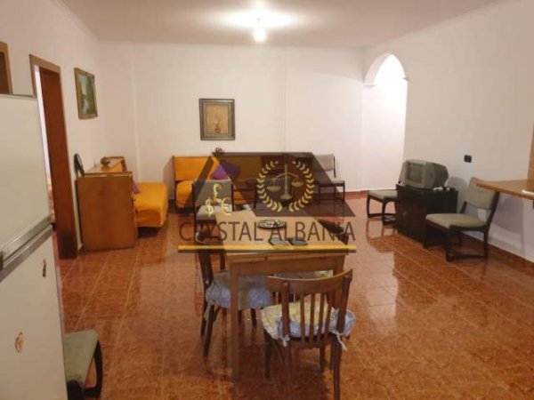 Tirane, jepet me qera apartament 1+1 Kati 1, 88 m² 350 Euro