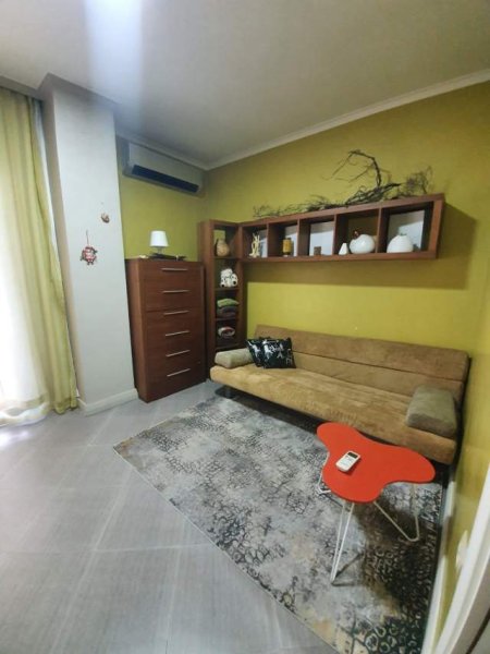Tirane, jepet me qera apartament 2+1+BLK Kati 5, 110 m² 500 Euro (komuna parisit)