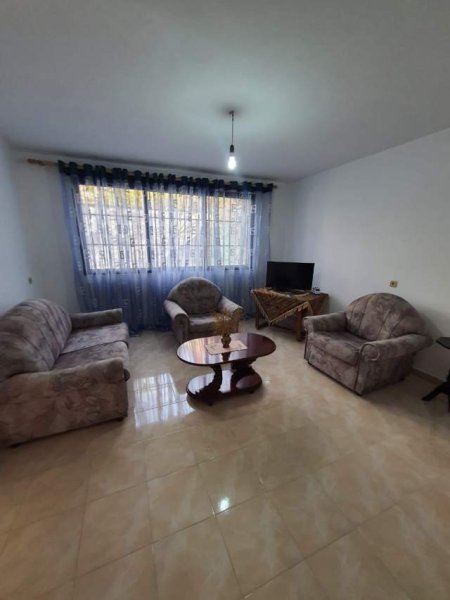 Tirane, shitet apartament 3+1 Kati 0, 95 m² 95.000 Euro (Kongresi i manastirit)