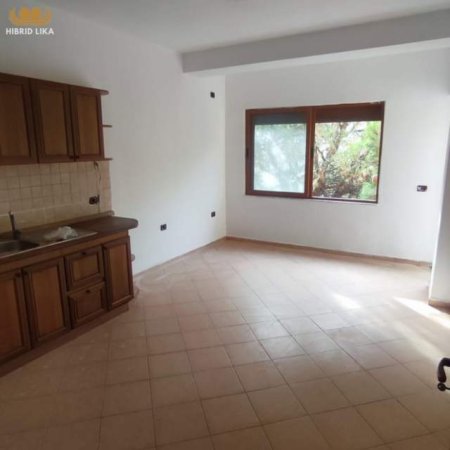 Mali Robit, shes apartament Kati 4, 55 m² 45.000 Euro (Mali i Robit)