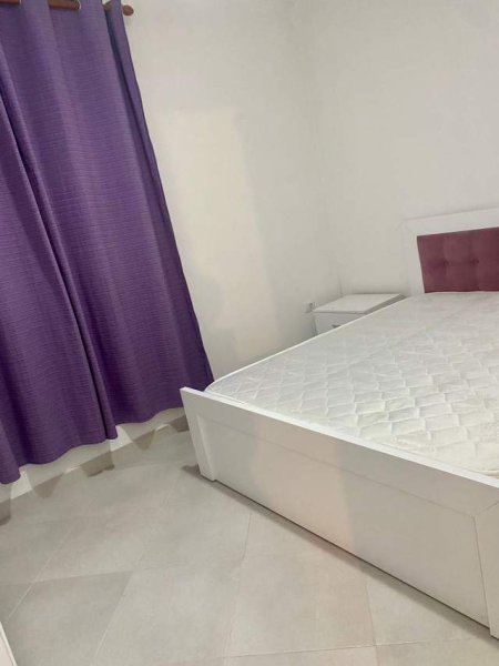 Tirane, jepet me qera apartament 2+1+BLK Kati 11, 85 m² 400 Euro (Ish Fusha e Aviacionit)