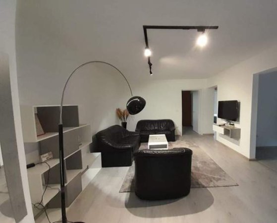 Tirane, jepet me qera shtepi 2+1+BLK Kati 0, 124 m² 500 Euro (rruga Karl Gega)
