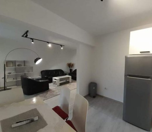 Tirane, jepet me qera shtepi 2+1+BLK Kati 0, 124 m² 500 Euro (rruga Karl Gega)