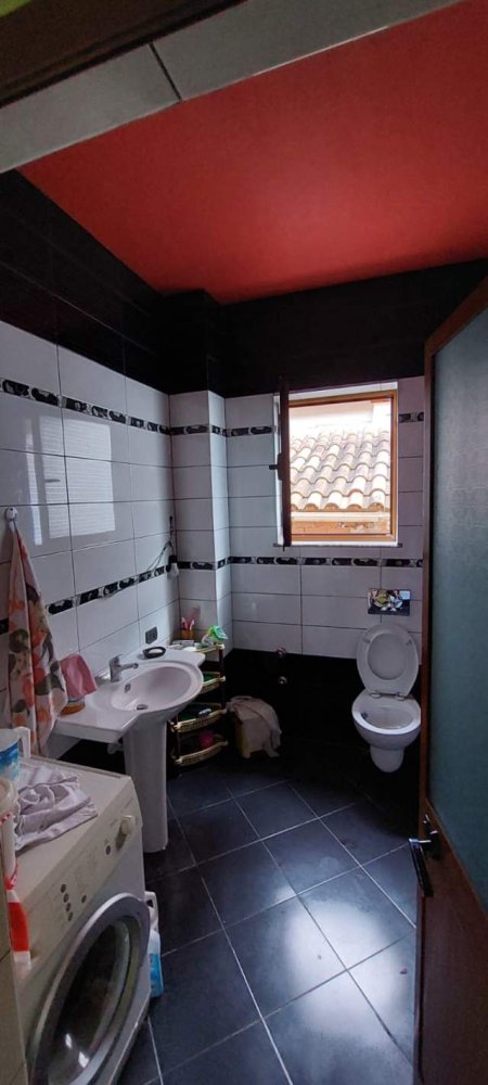 Tirane, shitet shtepi Kati 2, 135 m² 367.000 Euro