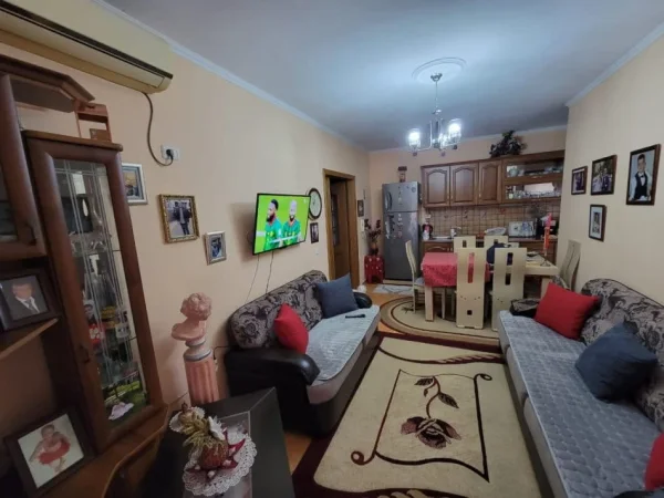 Tirane, shes apartament 3+1 Kati 7, 117 m² 165.000 € (don bosko)