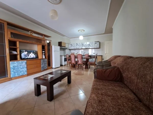 Tirane, Apartament 2+1+2 me qira Kati 2, 110 m² 400 € (Thoma Filipeu)