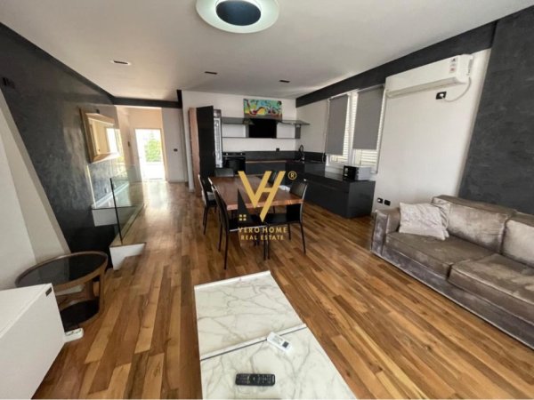 Tirane, jepet me qera apartament 3+1+Ballkon Kati 1, 150 m² 1.500 € (KODRA E DIELLIT 1)