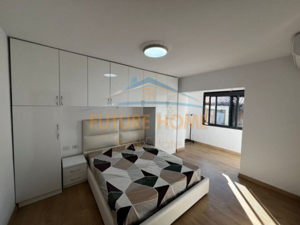 Tirane, jepet me qera apartament 1+1 Kati 2, 650 € (MYSLYM SHYRI)