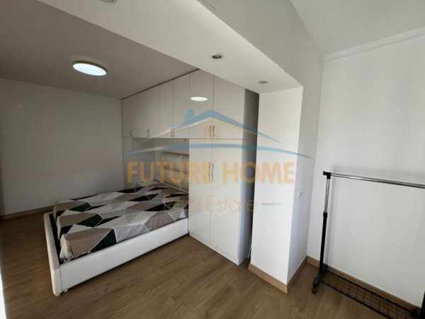 Tirane, jepet me qera apartament 1+1 Kati 2, 650 € (MYSLYM SHYRI)