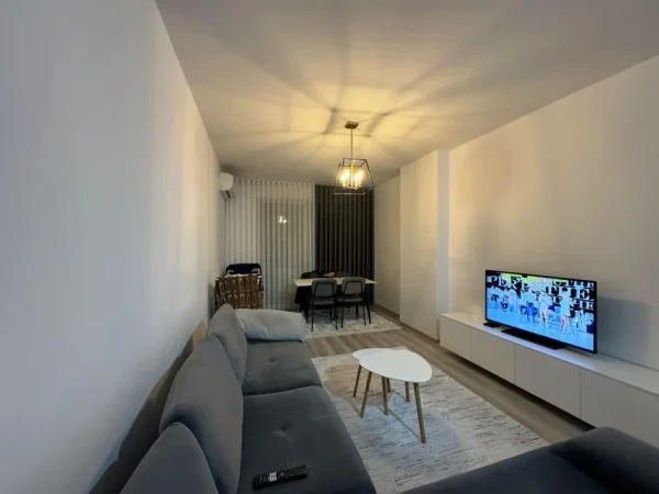 Tirane, shitet apartament 1+1 , 84 m² 105.000 € (Fusha e Aviacionit)