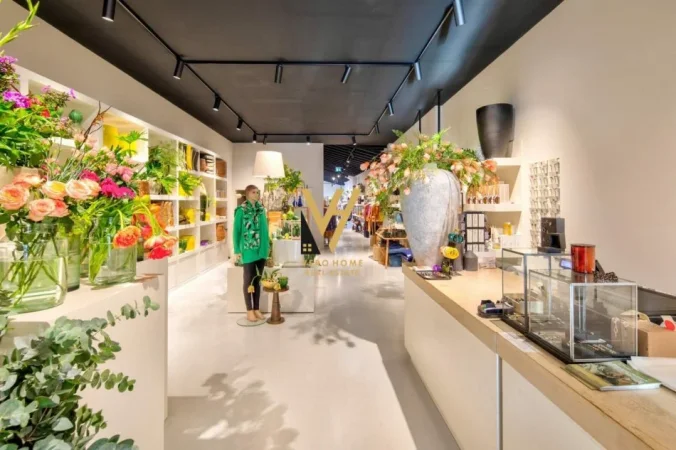 Tirane, shitet dyqan Kati 0, 76 m² 580.000 € (SHESHI WILLSON)