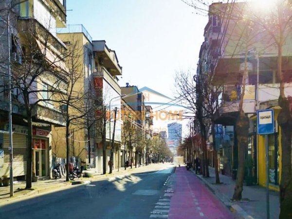 Tirane, shitet 1+1 , 61 m² 145.500 € (Hoxha Tahsim)