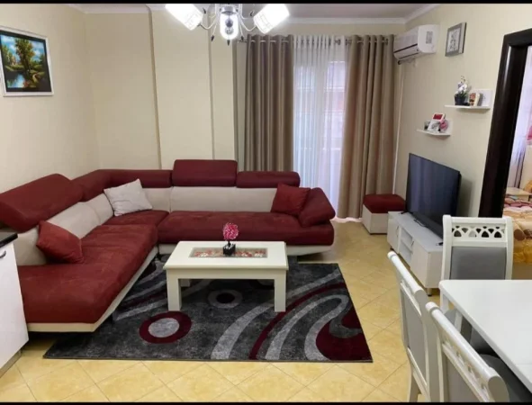 Tirane, jepet me qera apartament 2+1+Ballkon Kati 5, 80 m² (Pran EJA STUDIO ,Astir)