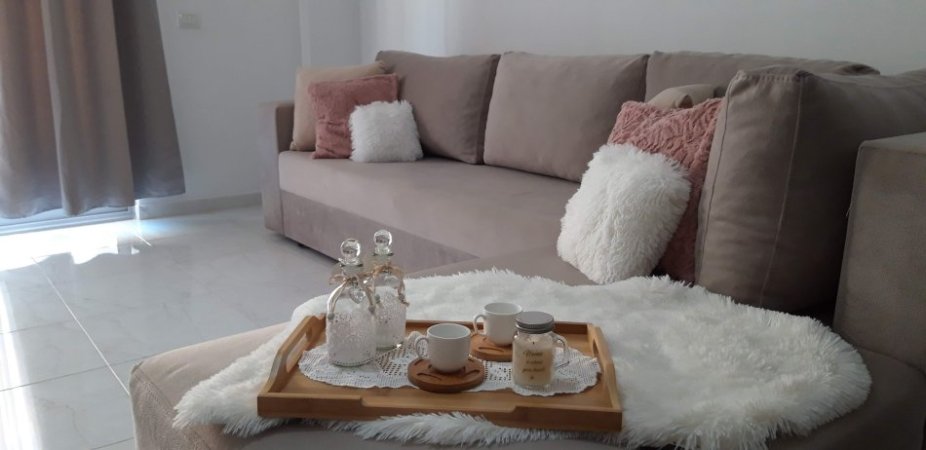 Radhime - Orikum, jepet me qera apartament 1+1+Aneks+Ballkon Kati 3, 84 m² 250 € (Bulevardi Princesha rugjine)