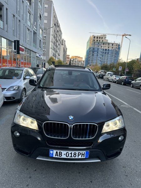 Tirane, shes SUV | Fuoristrad | Xhip BMW X3 Nafte, e zeze automatik Kondicioner 178 km 12.500 €