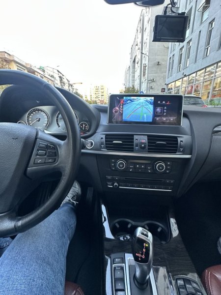 Tirane, shes SUV | Fuoristrad | Xhip BMW X3 Nafte, e zeze automatik Kondicioner 178 km 12.500 €