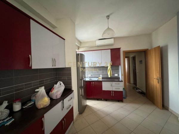 Tirane, shes apartament 1+1 , 76 m² 104.000 € (Kodra e Diellit)
