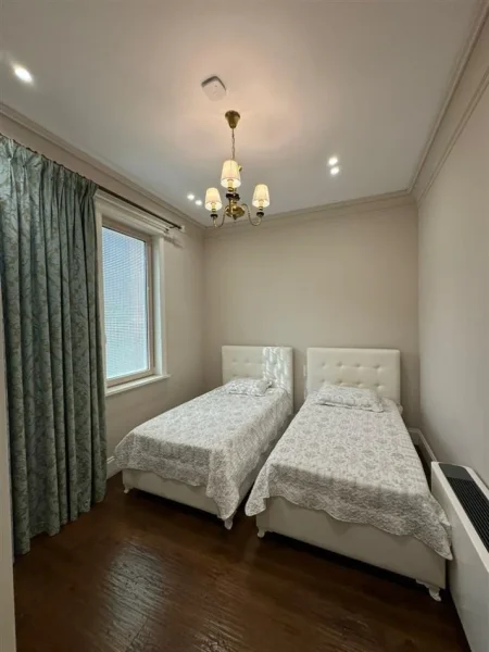 Tirane, shitet Vile 3 Katshe Kati 3, 400 m² 2.000.000 € (TEG)