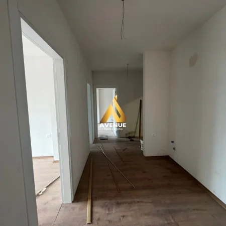 Tirane, shitet apartament 2+1+Ballkon Kati 2, 105 m² 178.000 € (filip jano) Bulevard i RI