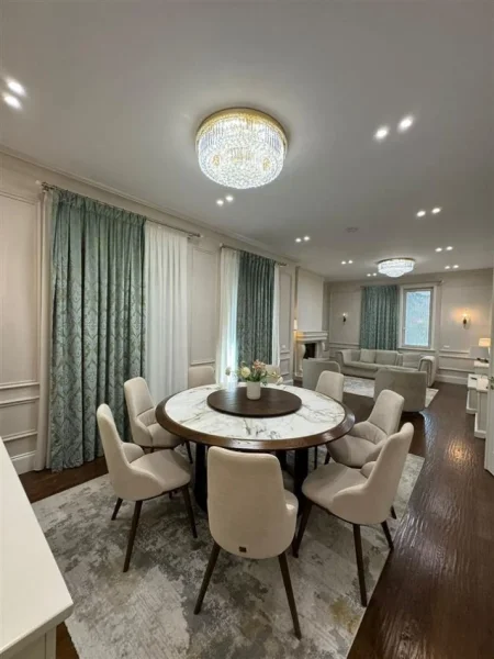 Tirane, shitet Vile 3 Katshe Kati 0, 700 m² 2.000.000 € (Lunder)
