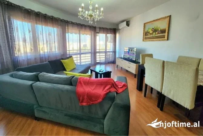 Tirane, shitet apartament 1+1+Ballkon Kati 5, 76 m² 150.000 € (Zogu i Zi)