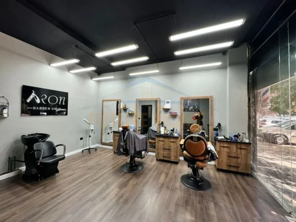 Tirane, shitet ambjent biznesi Kati 0, 40 m² 60.000 € (Don Bosko)