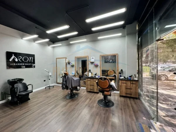Tirane, shitet ambjent biznesi Kati 0, 40 m² 60.000 € (Don Bosko)