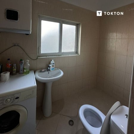 Tirane, jepet me qera apartament 1+1 Kati 3, 60 m² 500 € (Spitali Ortodoks)