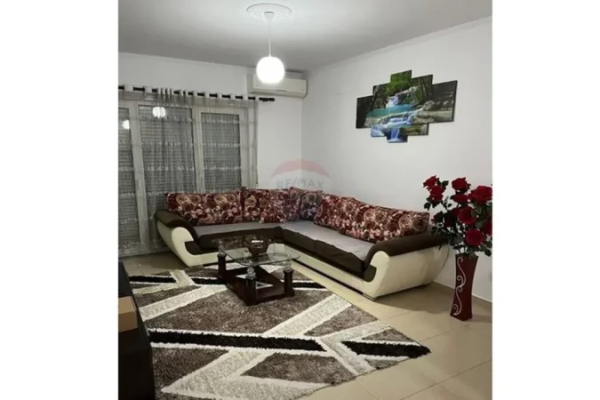 Tirane, jepet me qera apartament 1+1 Kati 6, 60 m² 500 € (Don Bosko)